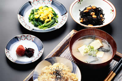 自炊の習慣を取り入れよう